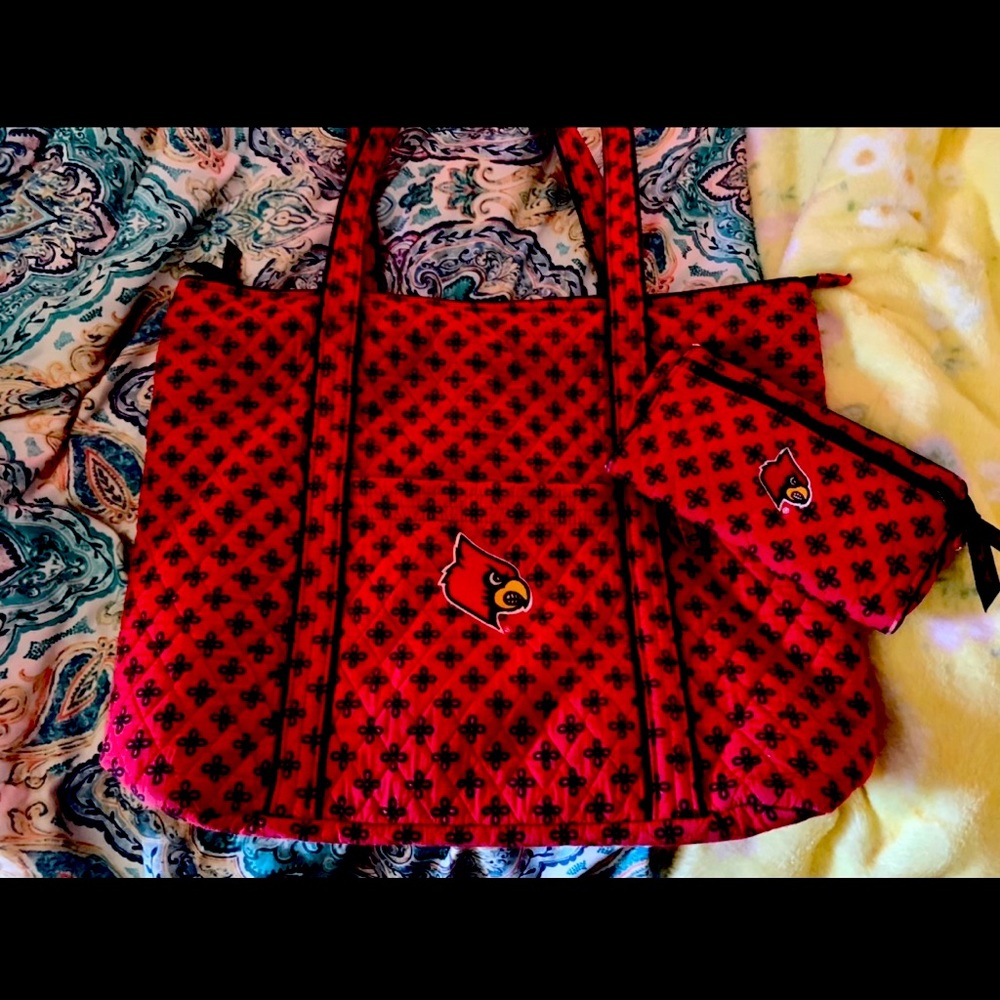 Vera Bradley Campus Tote
and Wallet University of Louisville
